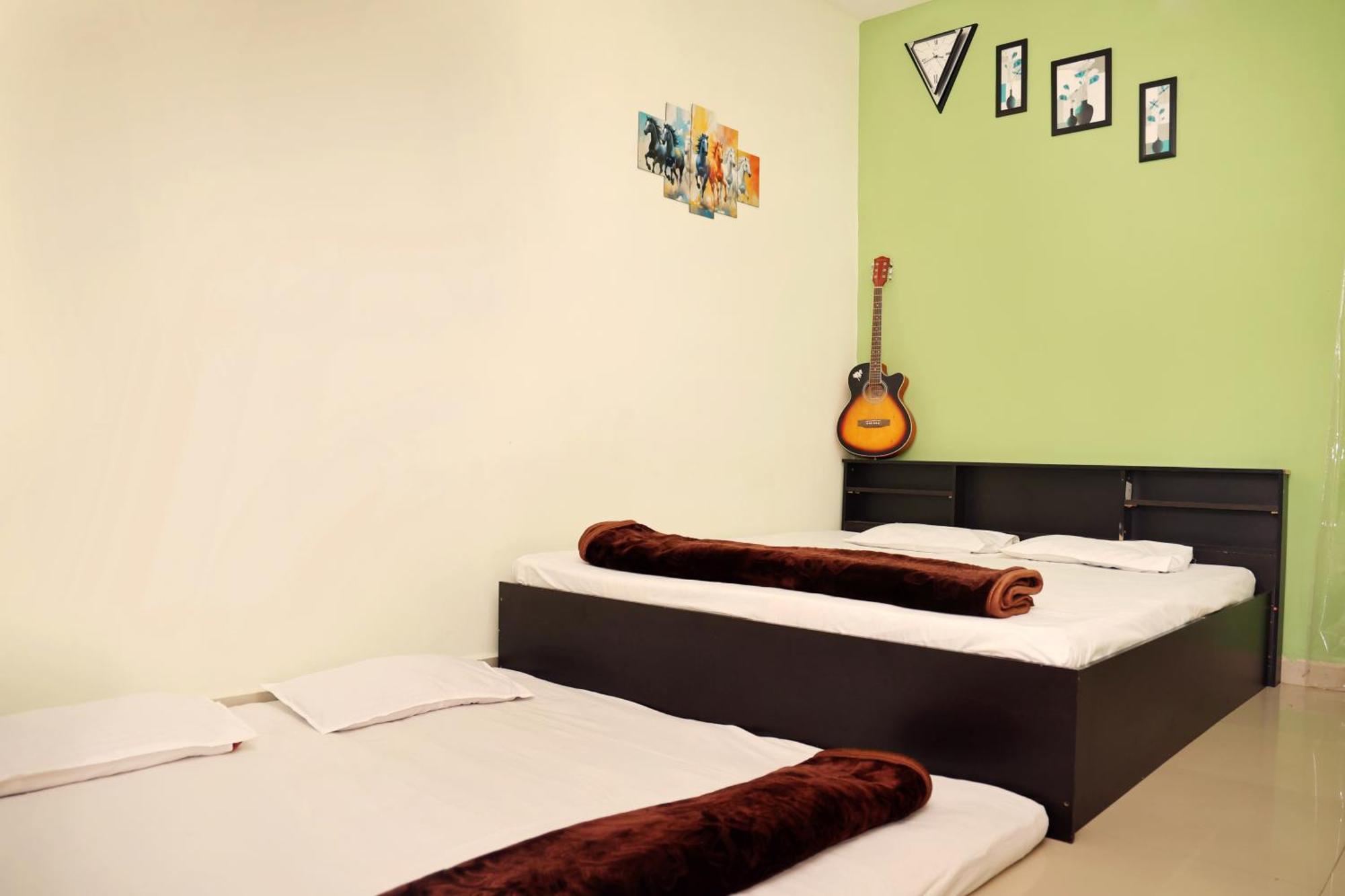 Shree Vinayak Guest House Ujjain Exteriör bild